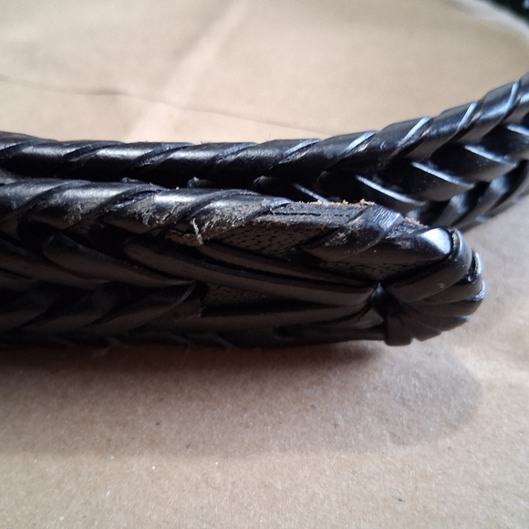 Docker's Men's Genuine Black Leather 34" Belt - Picture 2 of 9